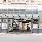 Yeshello Apartment near Central Station