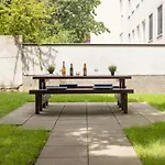 Yeshello Apartment near Central Station